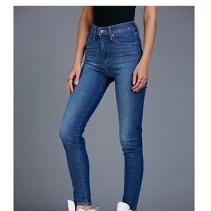 Levi’s Mile High Super Skinny Jeans